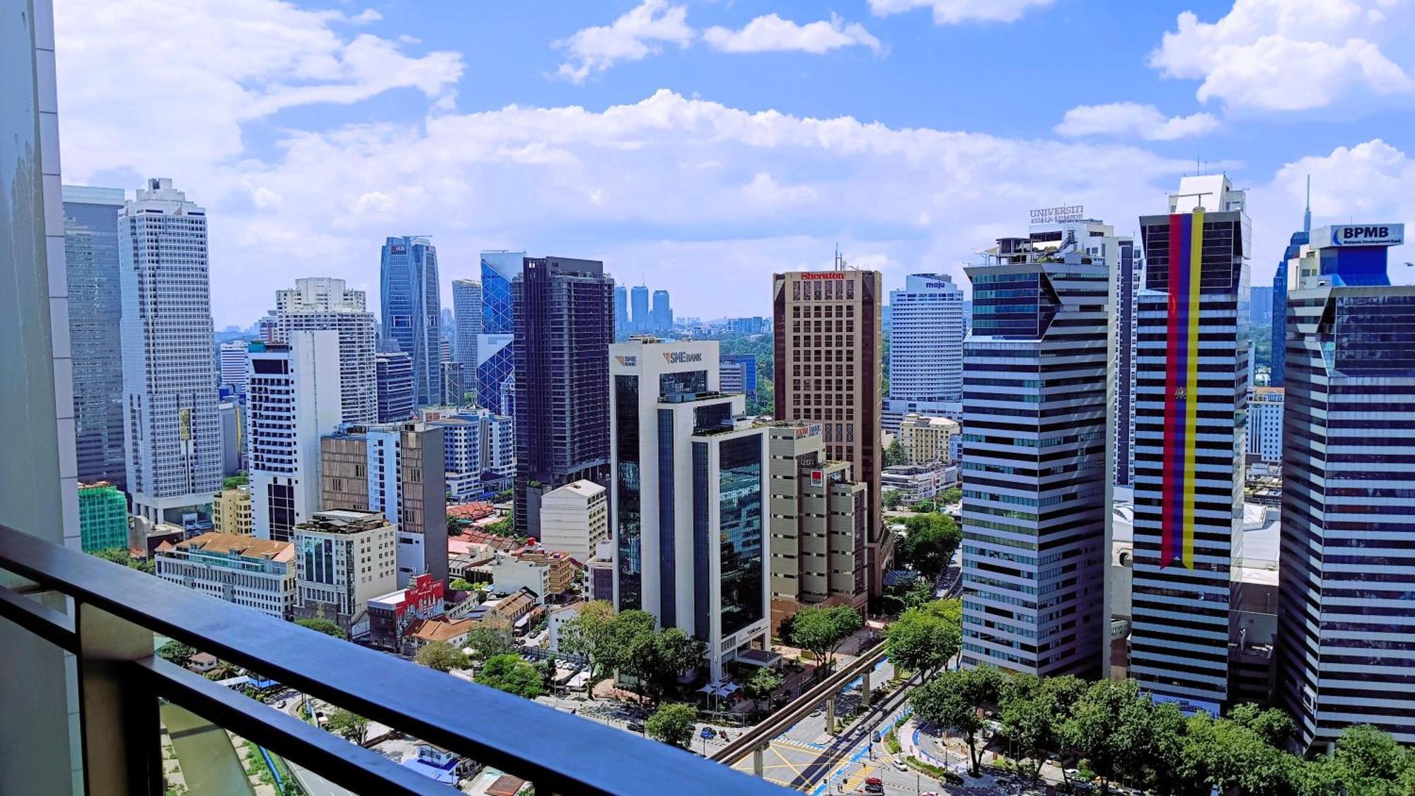 Summer Suites By Hibiscus Kuala Lumpur Exterior photo
