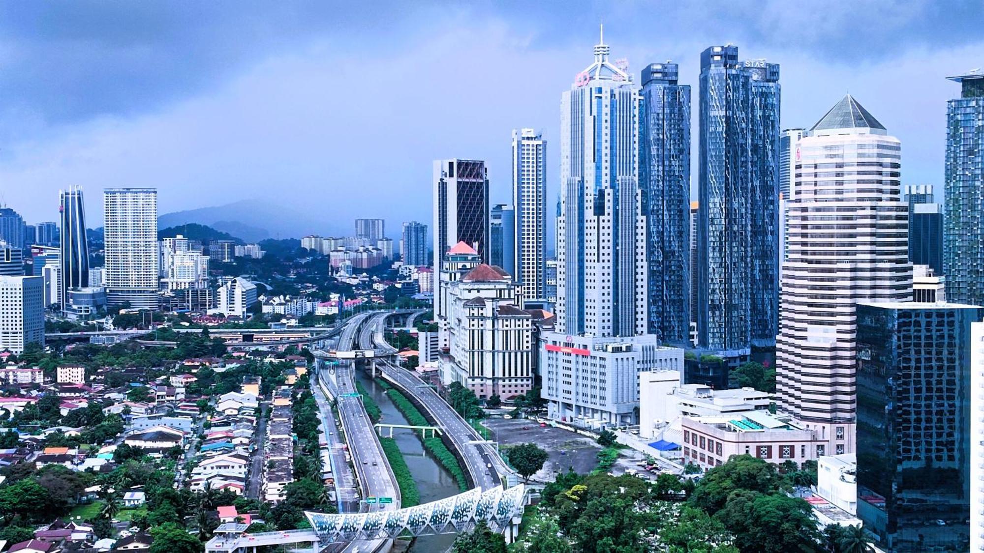 Summer Suites By Hibiscus Kuala Lumpur Exterior photo