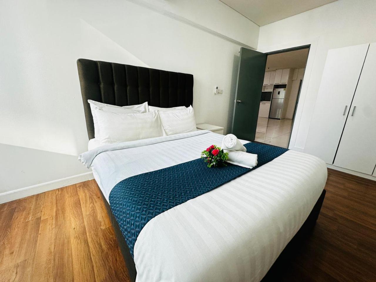 Summer Suites By Hibiscus Kuala Lumpur Exterior photo